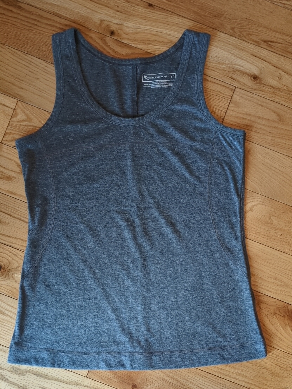 Tek Gear Heathered  Performance Tank Top.  Size Small.  Gray.  *Like New*